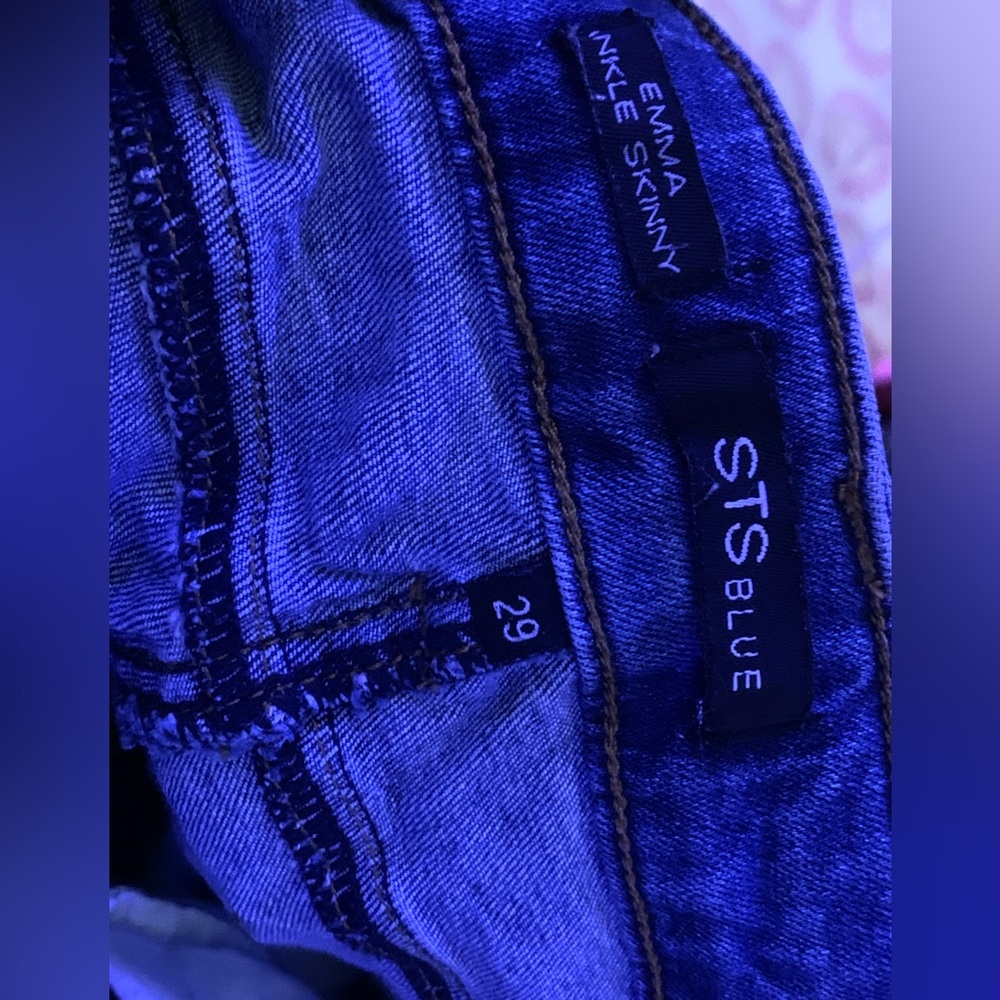 Jeans - Picture 3 of 3